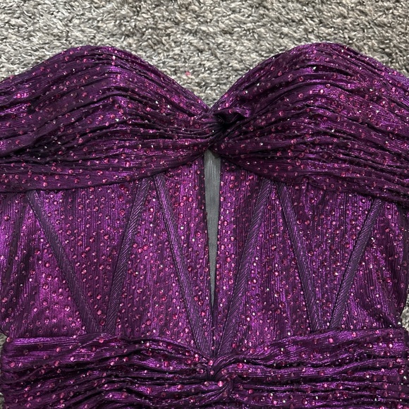 Amarra Dresses & Skirts - Sparkle Strapless hoco Dress in Deep Purple